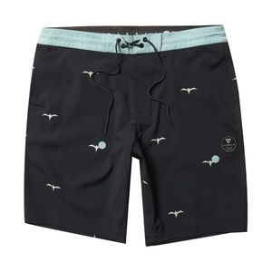 VISSLA 18.5” BOARDSHORTS